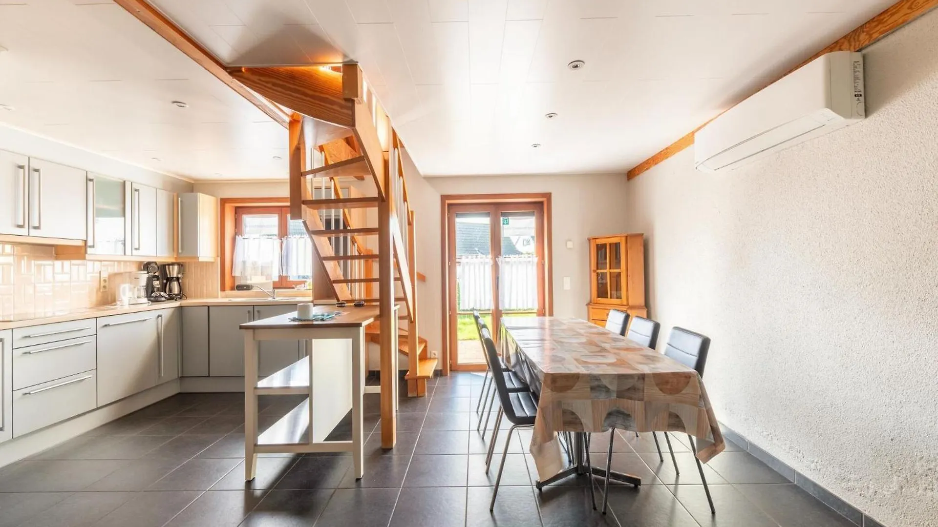 Cosy Holiday Home Near The Marina Nieuwpoort