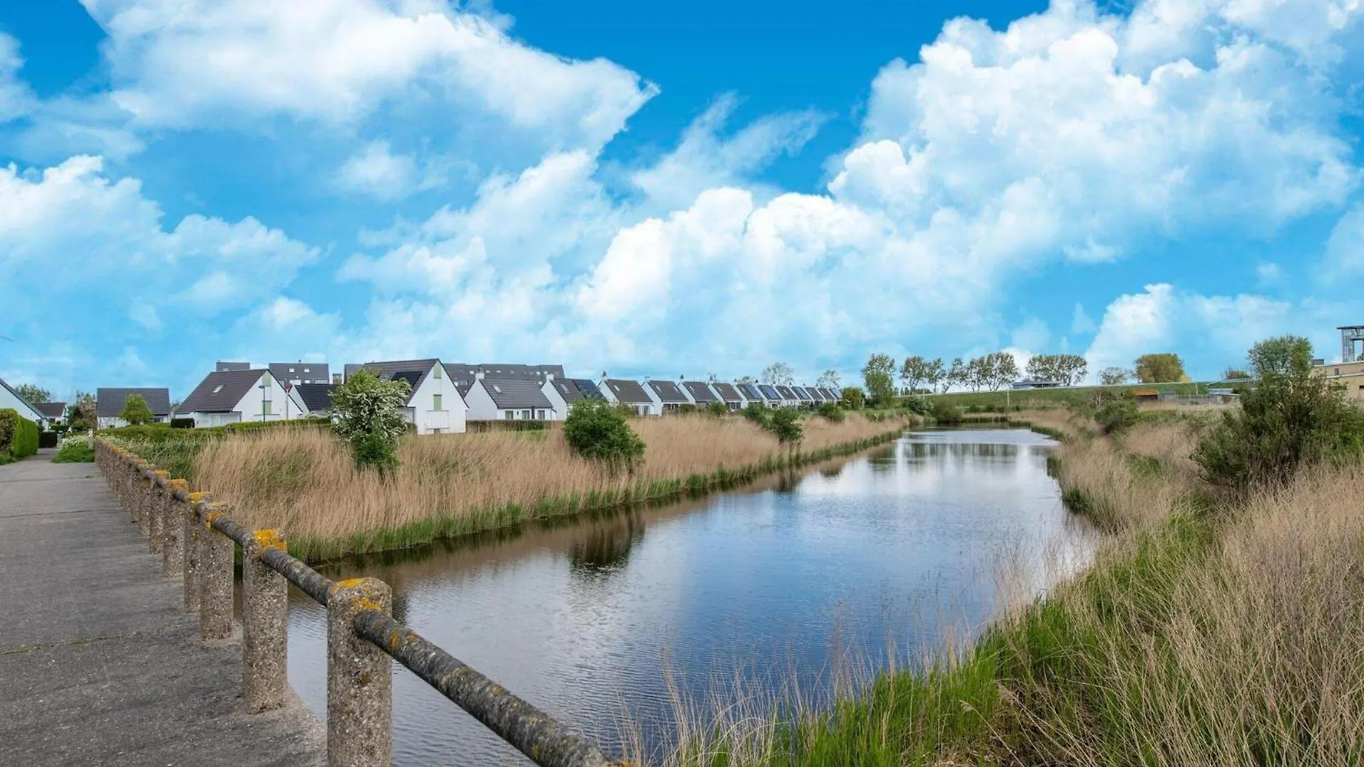 Cosy Holiday Home Near The Marina Nieuwpoort Belgium