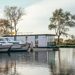 Bateau-hôtel Homeboat Glamping, Nieuport
