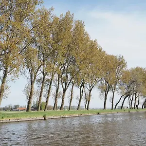 Houseboat Tiny Griffin Nieuwpoort